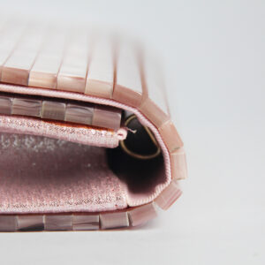 PEARLESCENT/box clutch: imagen 6