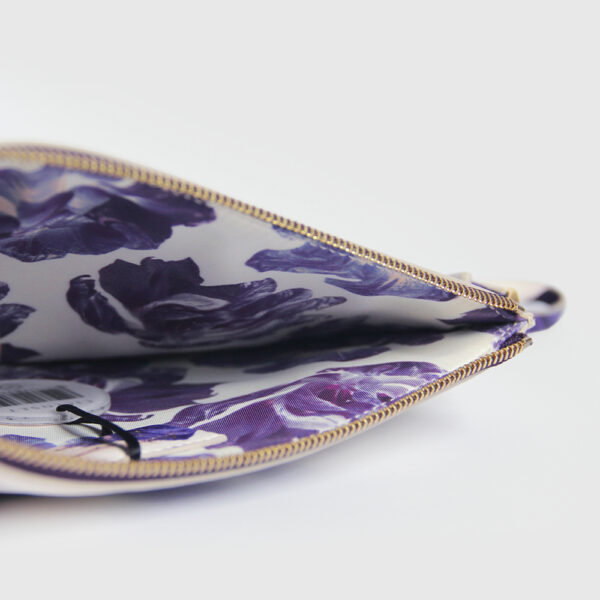 SALVATORE FERRAGAMO/Leather Clutch